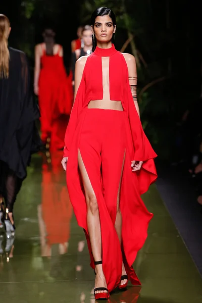 Look 35